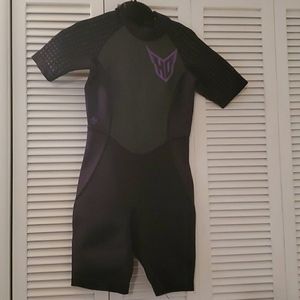 Ho Sports Water Suit - size 9/10. Brand new